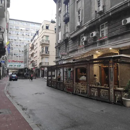 Apartment N10